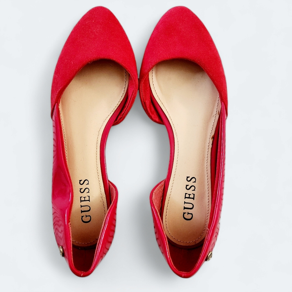 GUESS Flats size 7